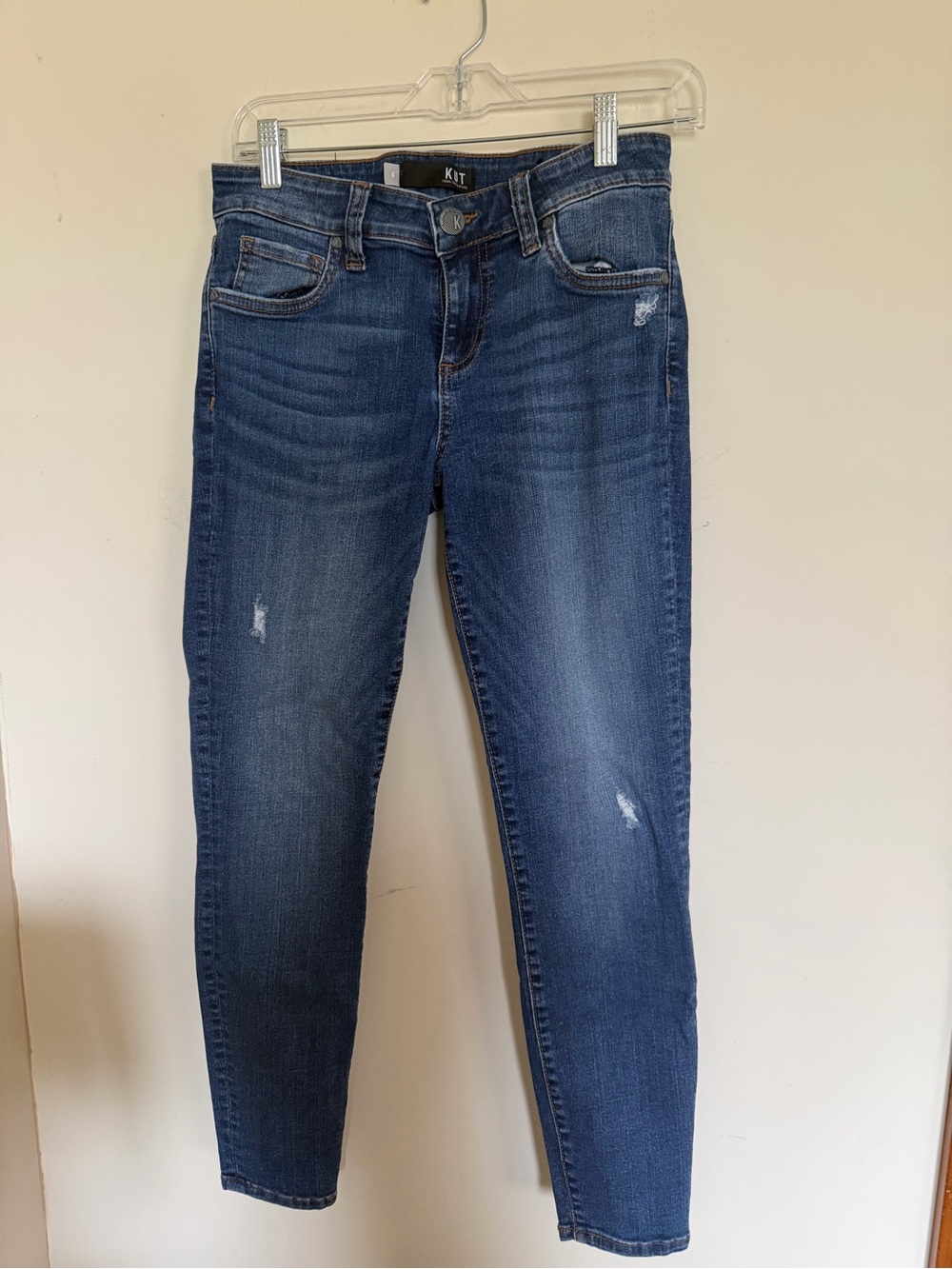 Kut from the Kloth Skinny Jeans in Dark Blue Wash